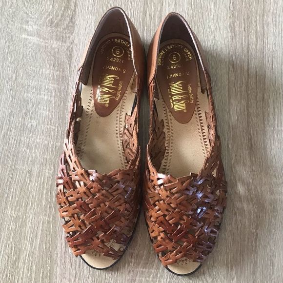 Leather Craft Sand & Sun Shoes - LEATHER CRAFT SAND & SUN “Size 6” Genuine Leather Shoes